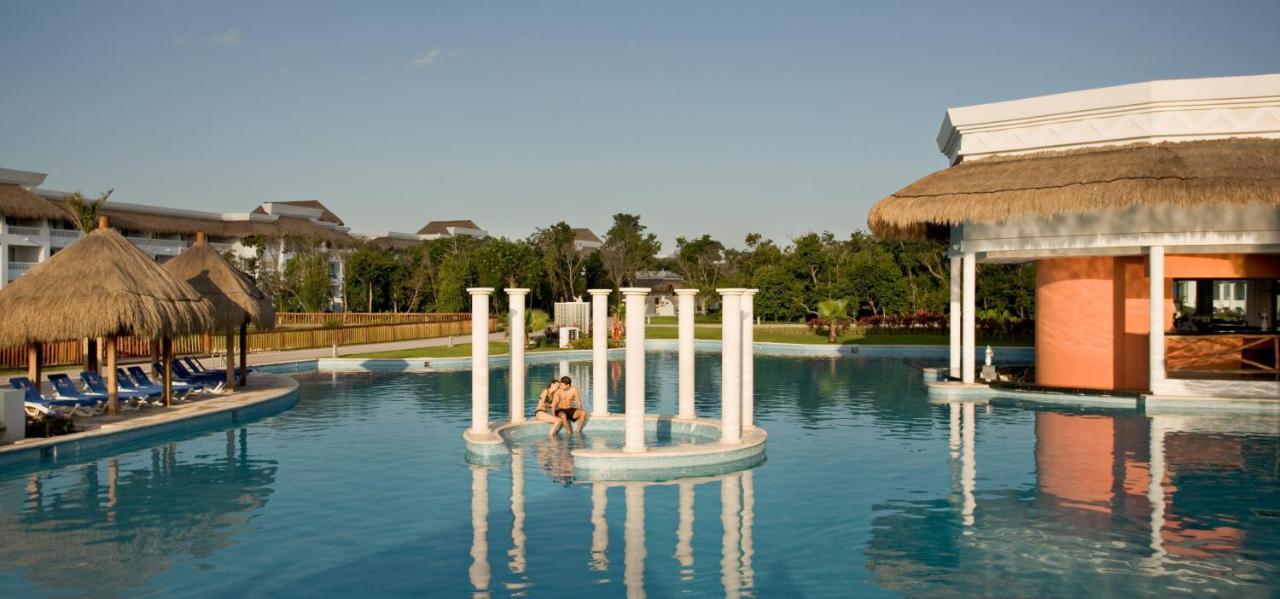 Grand Sunset Princess Playa del Carmen Luaran gambar Pool at the Grand Palladium Resort